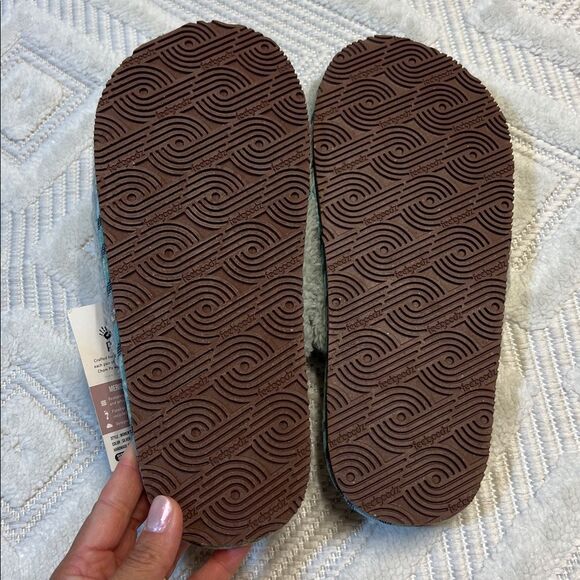 Feelgoodz - Women's Faux Sherpa Mule Slipper Indoor / Outdoor House Shoes - Picture 6 of 7